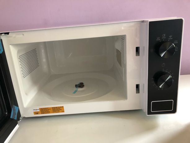 Micro onde whirlpool encastrable d'occasion - Electroménager - leboncoin
