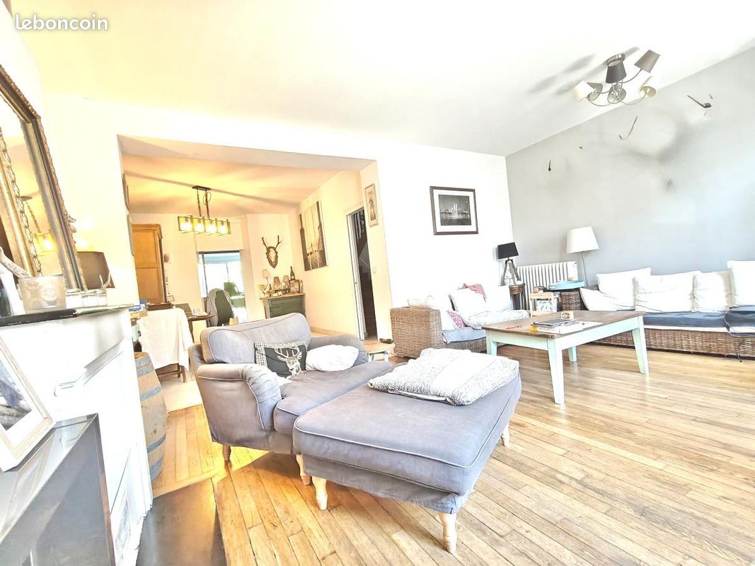 Maison 7 pièces 189 m² · à Isles-sur-Suippe · 189 m² · 354 600 €