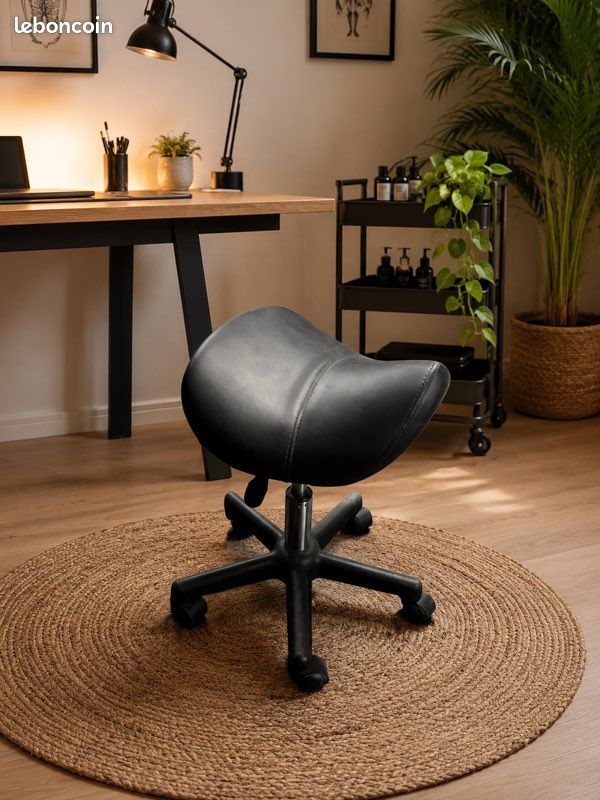 Tabouret ergonomique réglable à roulettes – bon état (image 1)
