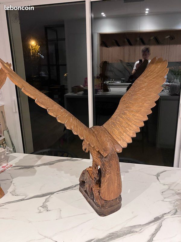 Aigle sculpté en arolle - Les Roses de Bois