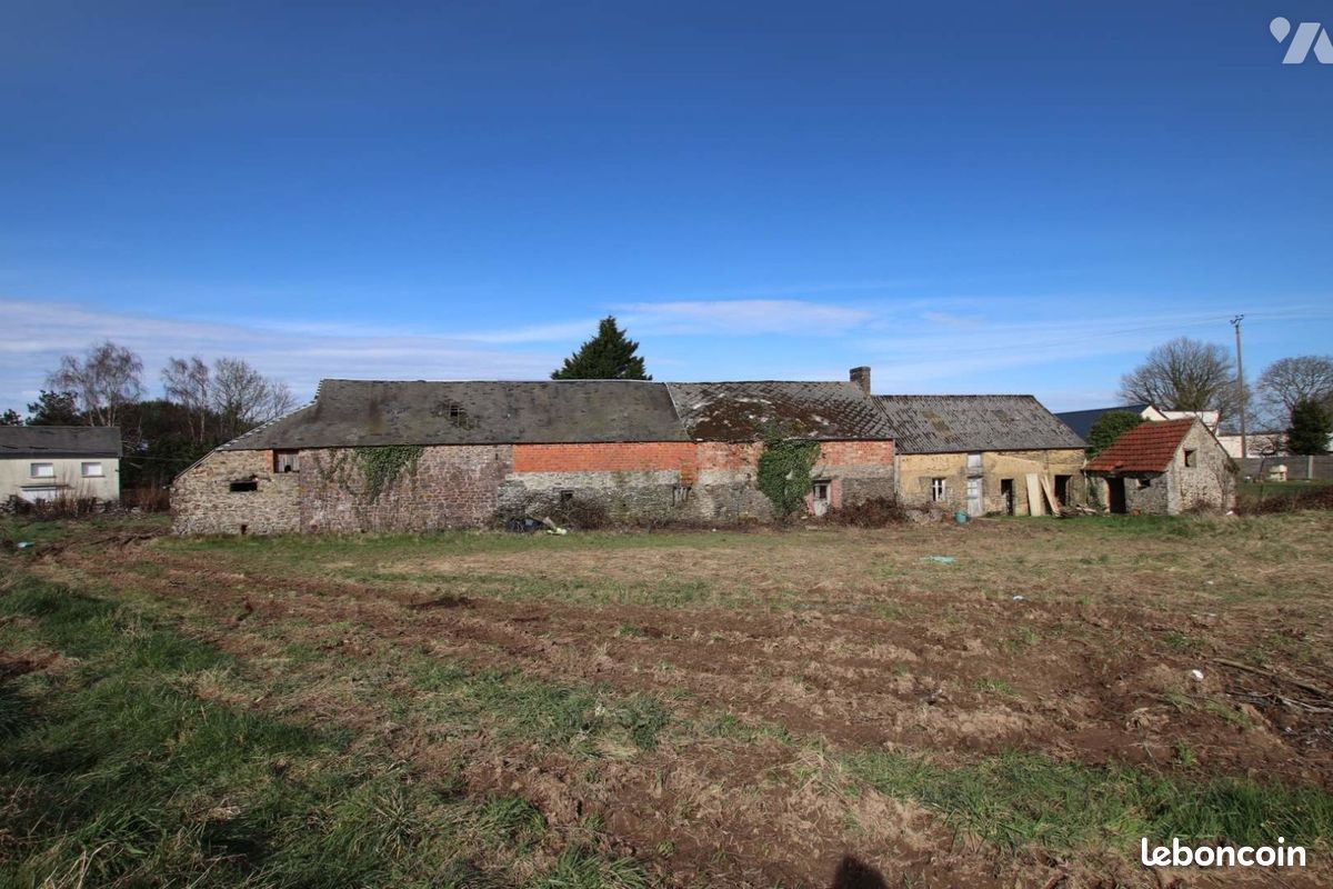 Terrain 2624 m² · à Le Perron · 2 624 m² · 12 400 €