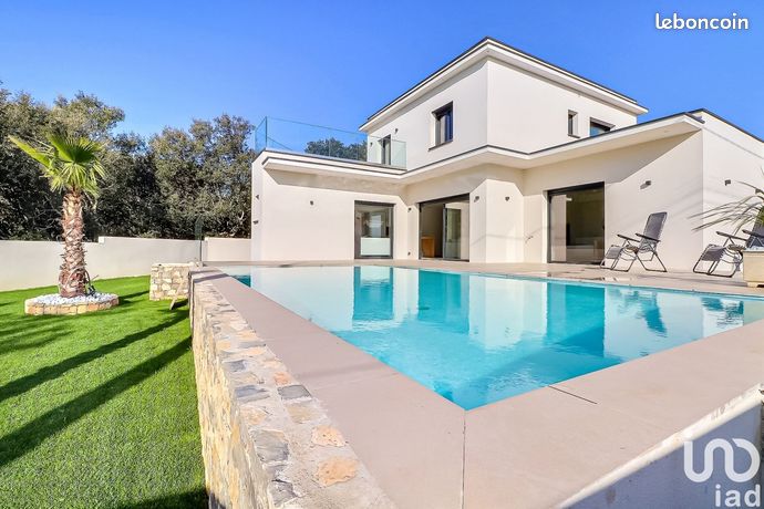 Villa 5 pièces 150 m²