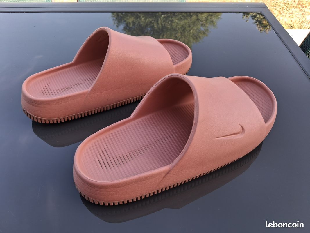 Claquette nike calm (image 2)