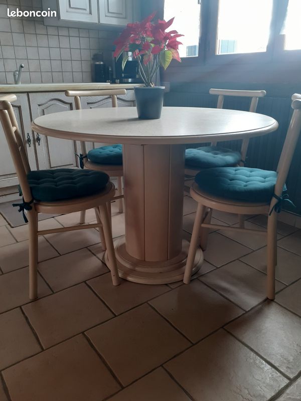 Table ronde et 6 chaises (image 1)