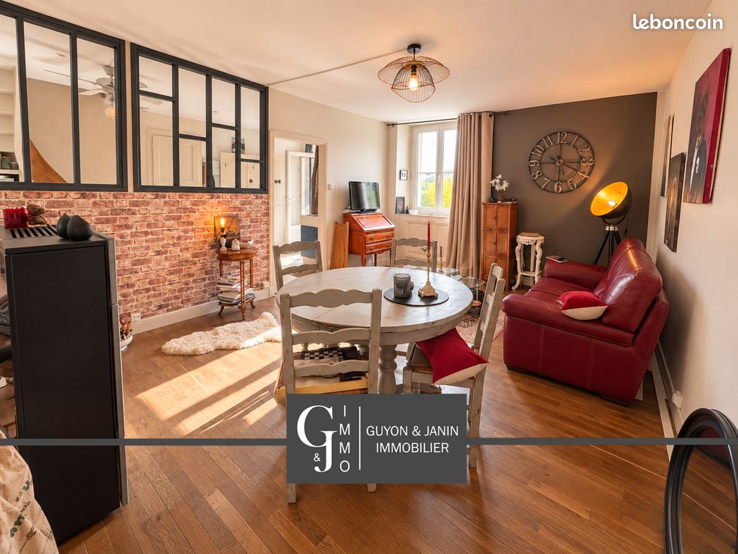 Maison 4 pièces 102 m² · à Montfleur · 102 m² · 129 000 €