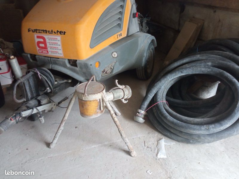 Pompe à chape (image 1)