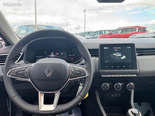 Renault CLIO V 1.5 BLUE DCI 100CH EVOLUTION (image 18)