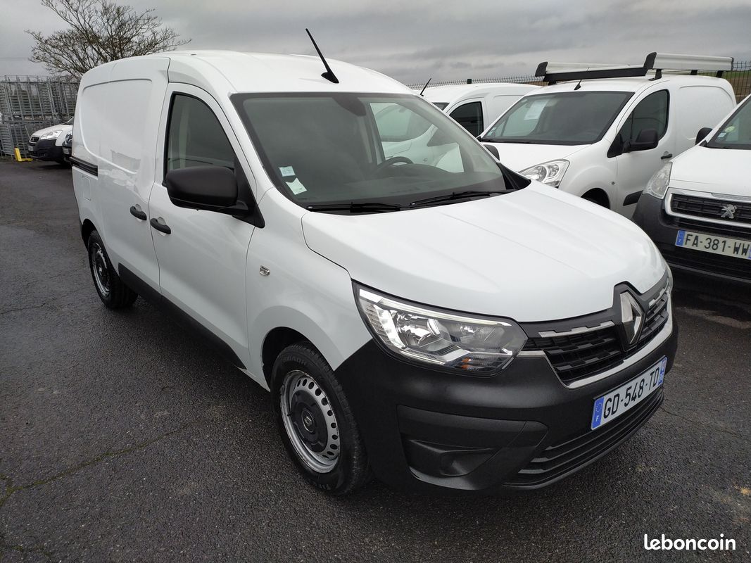 10825 HT - RENAULT (Kangoo) Express Van Blue DCI 95 Confort 1,5 L - 12/2021 - 65345 kms (image 3)