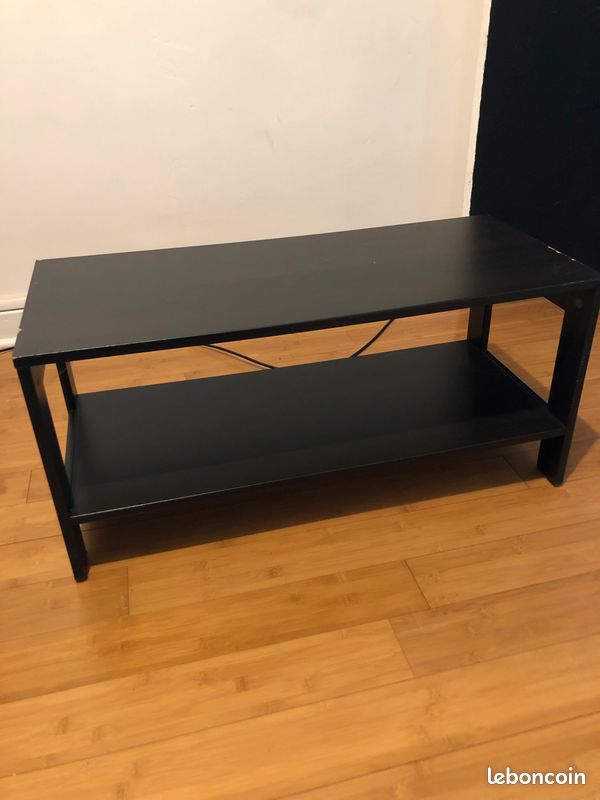 Meuble bas noir (image 1)