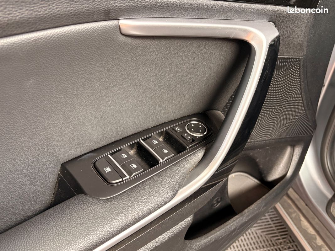 KIA XCEED 1.4 T-GDI 140 LAUNCH EDITION DCT BVA - ATTELAGE - ENTRETIEN COMPLET KIa (image 27)