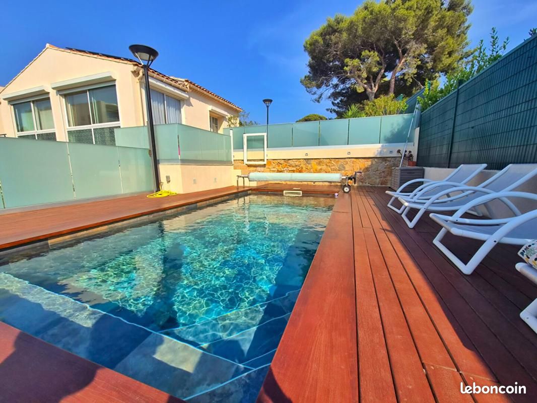 Maison 5 pièces 128 m² · à Six-Fours-les-Plages · 128 m² · 995 000 €