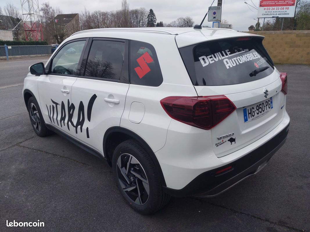 Suzuki Vitara 1.4 Hybrid 110 Style Allgrip Automatique (image 2)