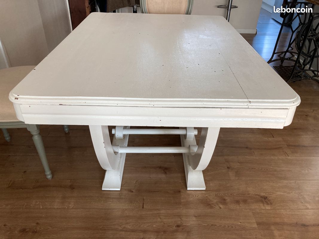 Table de séjour (image 2)