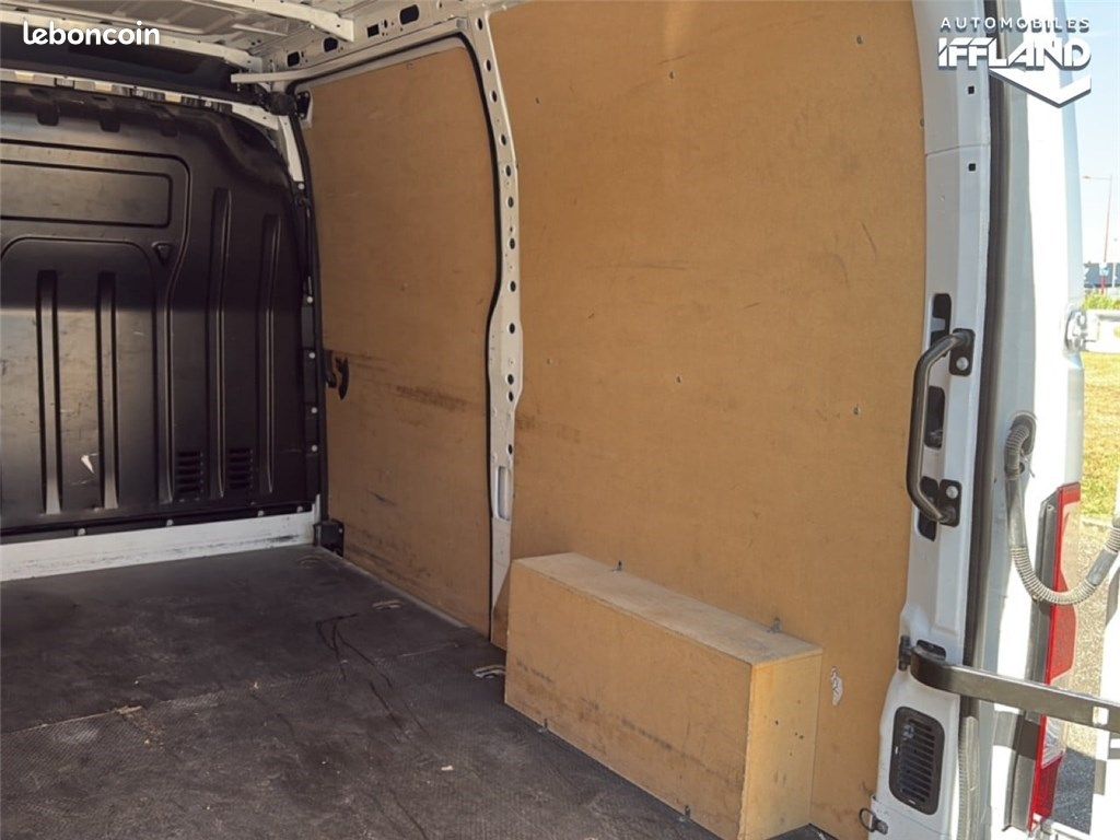 Renault Master III FOURGON FGN TRAC F3300 L2H2 BLUE DCI 135 GRAND CONFORT (image 13)