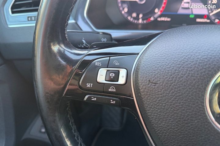 Volkswagen Tiguan 2.0 TDI 150 DSG7 Carat Exclusive / CARPLAY / TOIT OUVRANT / CAMERA 360 / REGULATEUR ACC (image 21)