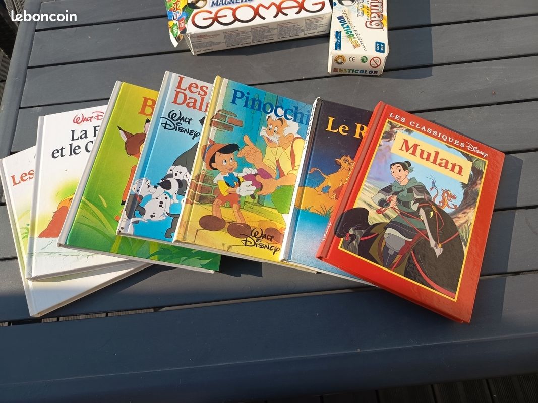 Lot bd disneys collector (image 1)