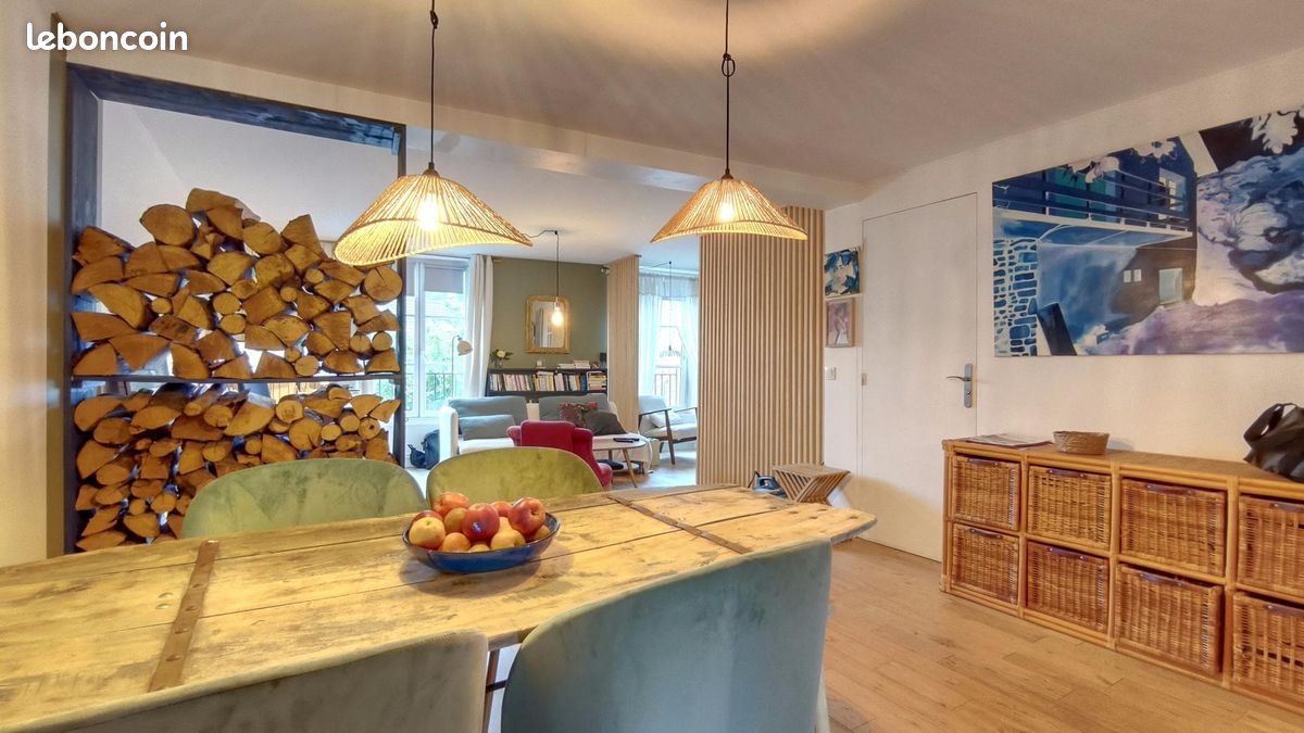 Maison 7 pièces 140 m² · à Maule · 140 m² · 375 000 €