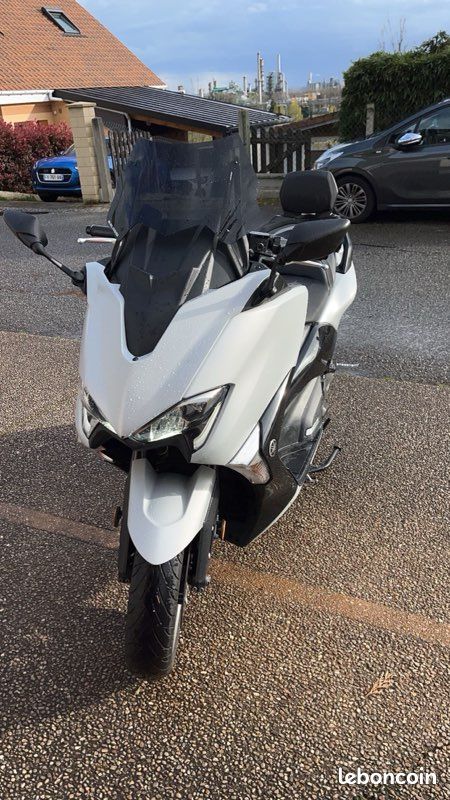 Tmax 530 (image 2)