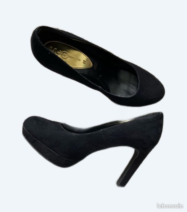 Escarpins Mosquitos noir hauts talons largeur confort pied large