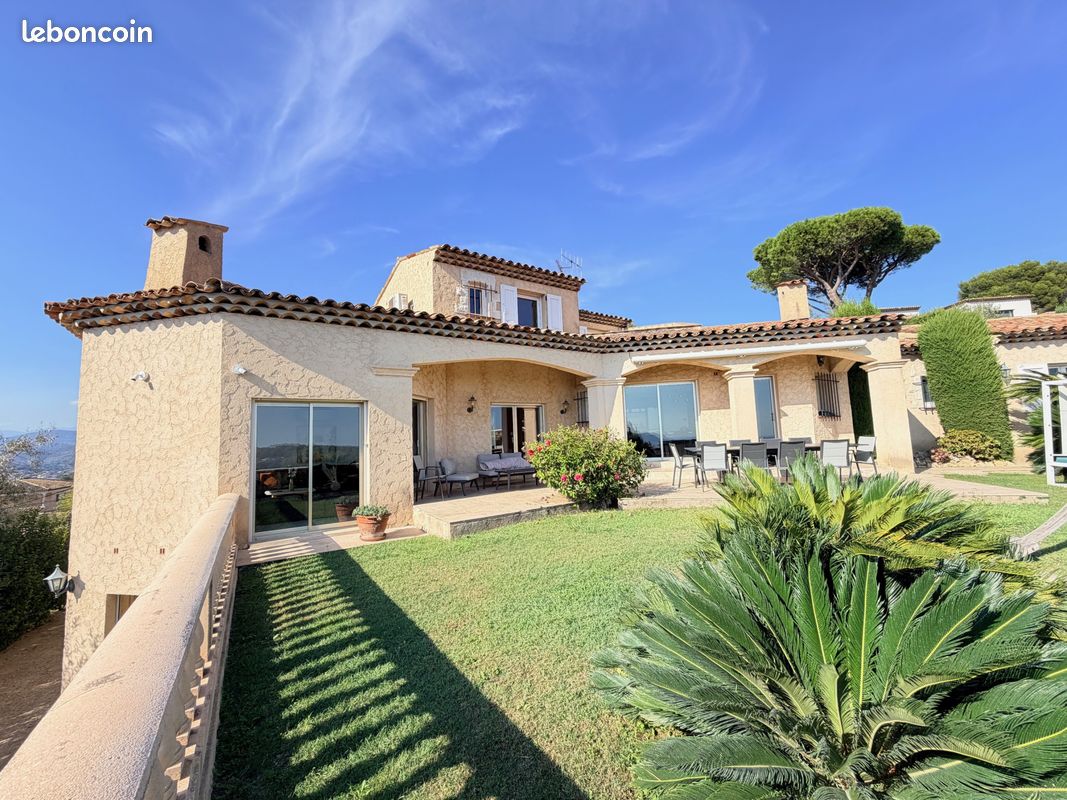 Maison 8 pièces 350 m² · à Cannes · 350 m² · 2 490 000 €