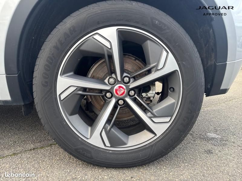 Jaguar E-Pace P200 FlexFuel MHEV R-Dynamic SE BVA AWD (image 17)
