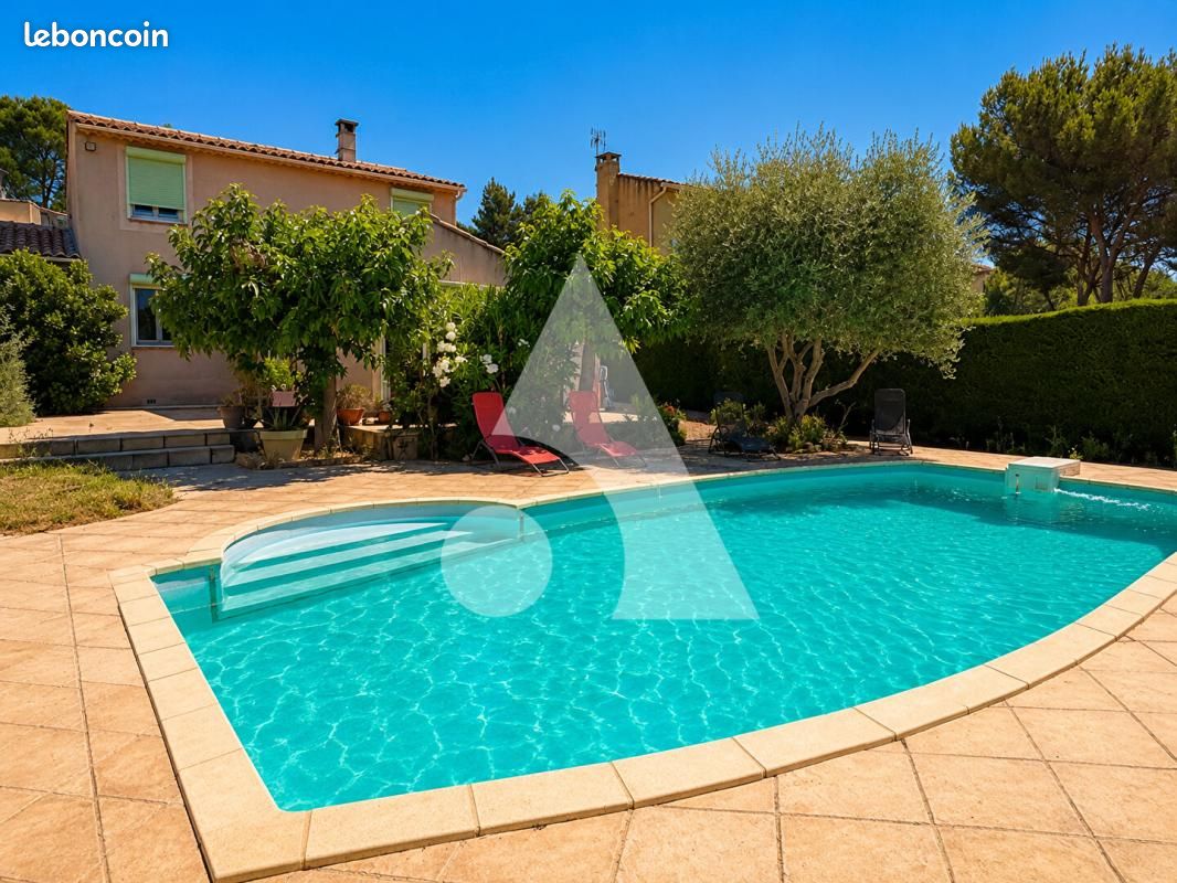 Maison 6 pièces 165 m² · à Châteaurenard · 165 m² · 429 000 €