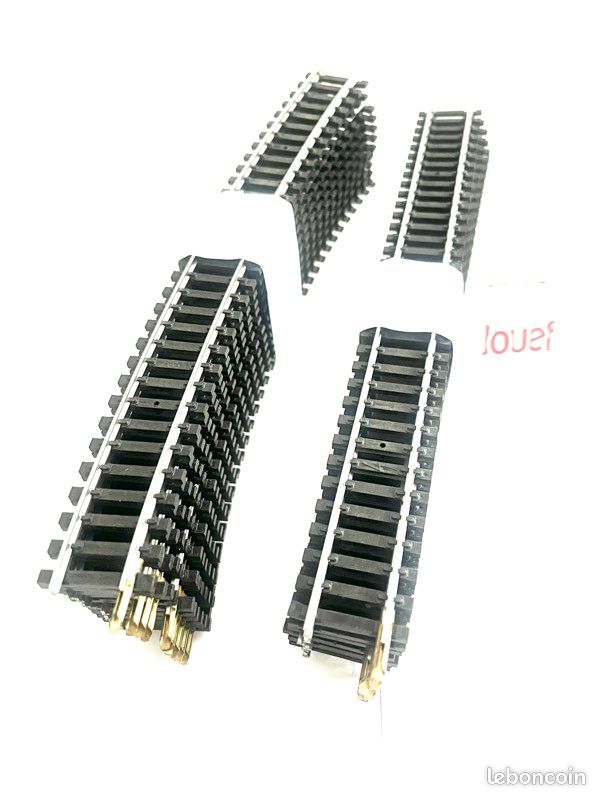 Lot De Rails Jouef Pour Train Miniature - Réf. 4700/4750 - 16 Courbes + 16 Droits En Acier - Occasion