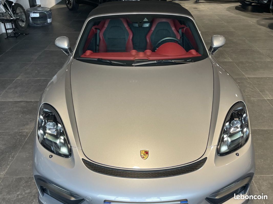 PORSCHE 718 SPYDER 4.0i 420 ch - PORSCHE APPROVED 12/2026 - BOSE - CARPLAY - INTERIEUR SPYDER CLASSIC HERITAGE - CAMERA (image 10)