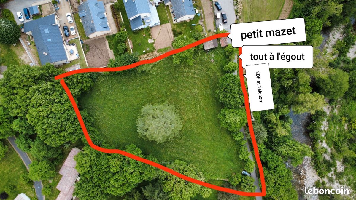 Terrain constructible 3380m² ou 2 parcelles 1690 m² · à Florac Trois Rivières · 118 300 €