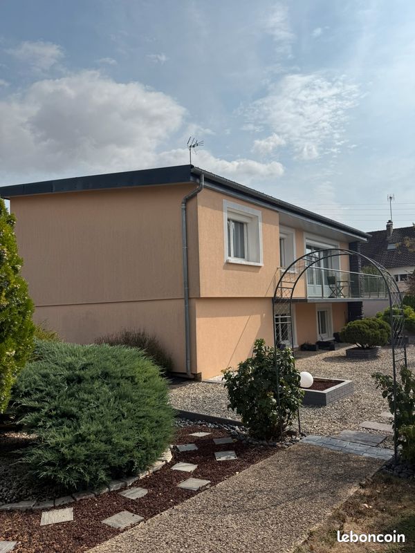 Maison 5 pièces 152 m² · à Brienon-sur-Armançon · 152 m² · 165 000 €