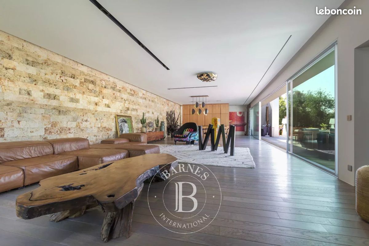 Maison 8 pièces 390 m² · à Bièvres · 390 m² · 2 960 000 €