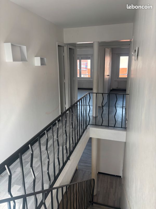 Local commercial 7 pièces 183 m² · à Lens · 183 m² · 299 900 €