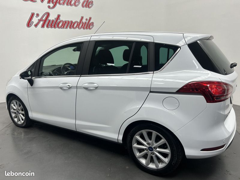 Ford B-MAX 1.0 scti 125 chTitanium / GPS / Climatisation / Régulateur / Radar (image 7)