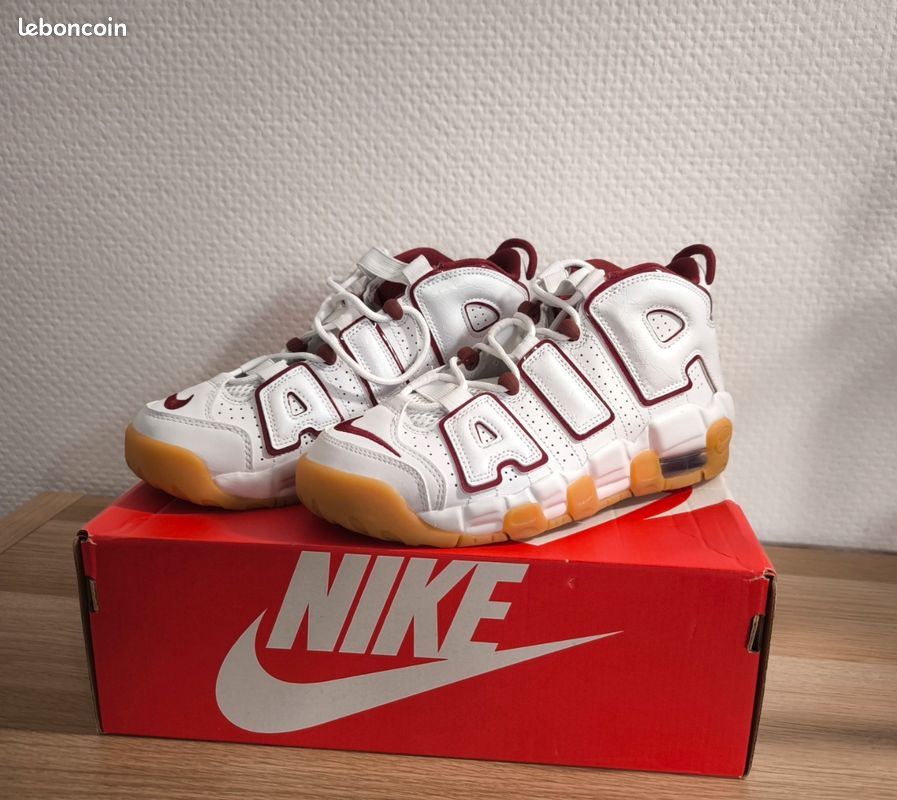 Air More Uptempo White Blue Orange NIKE Air More Uptempo (GS