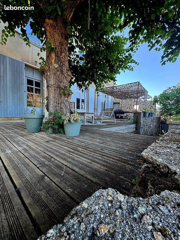 Maison 6 pièces 130 m² · à Roiffieux · 130 m² · 295 000 €