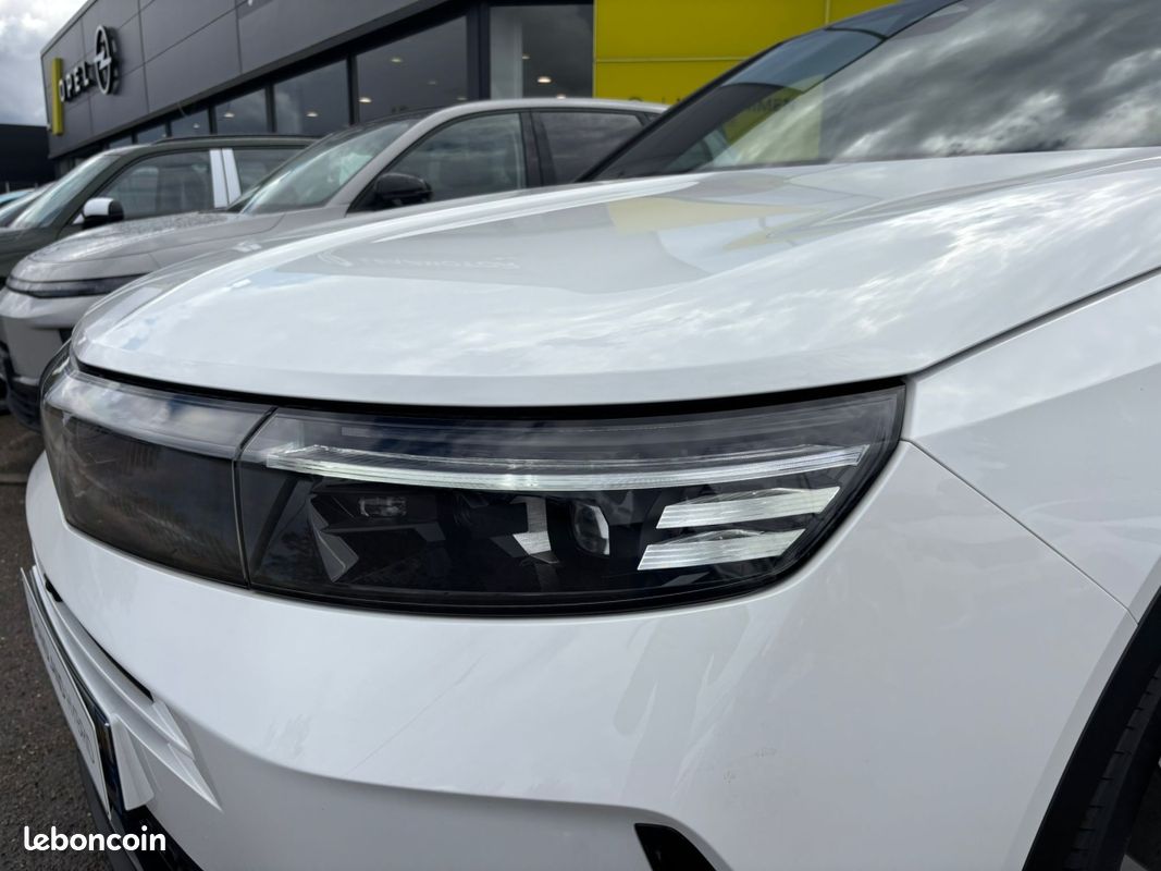 Opel Grandland (2) 1.2 Turbo Hybrid 145ch Automatique GS (image 14)