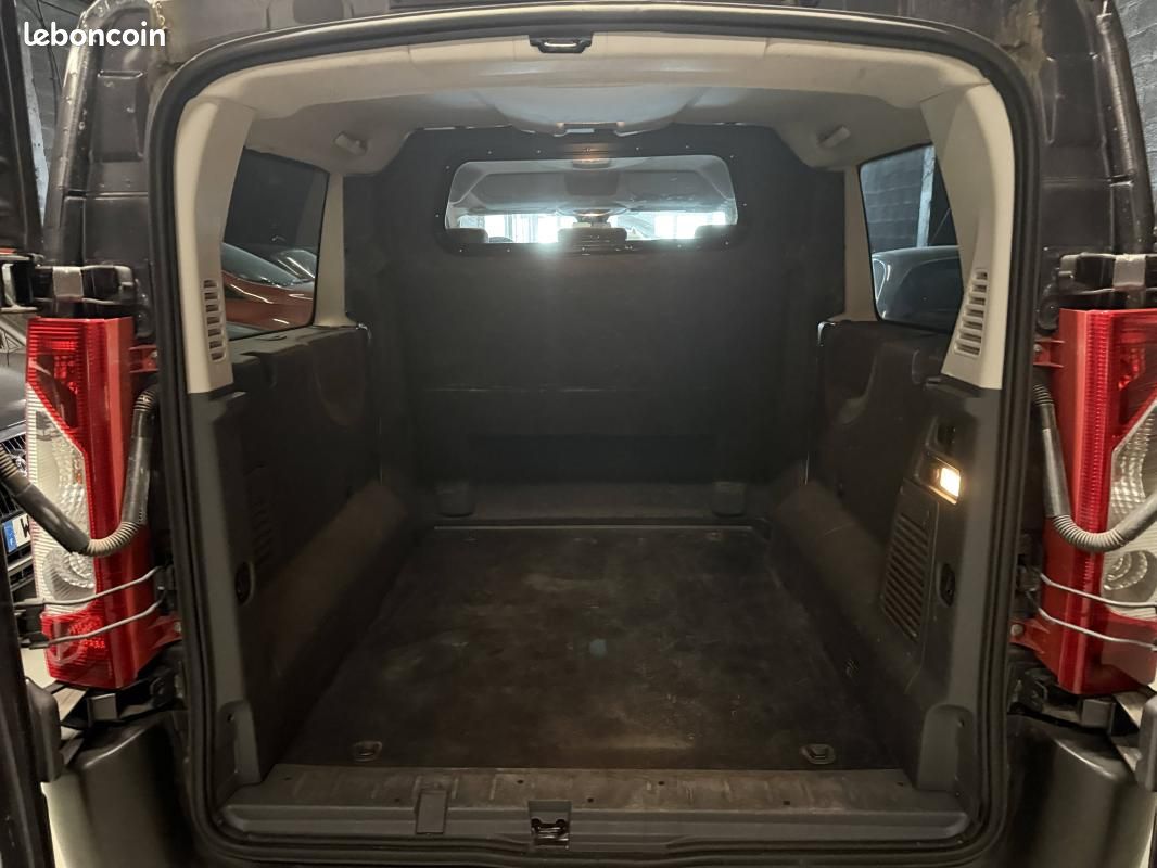 Citroën Jumpy II 2.0 HDi 136ch Attraction 6pl (image 10)
