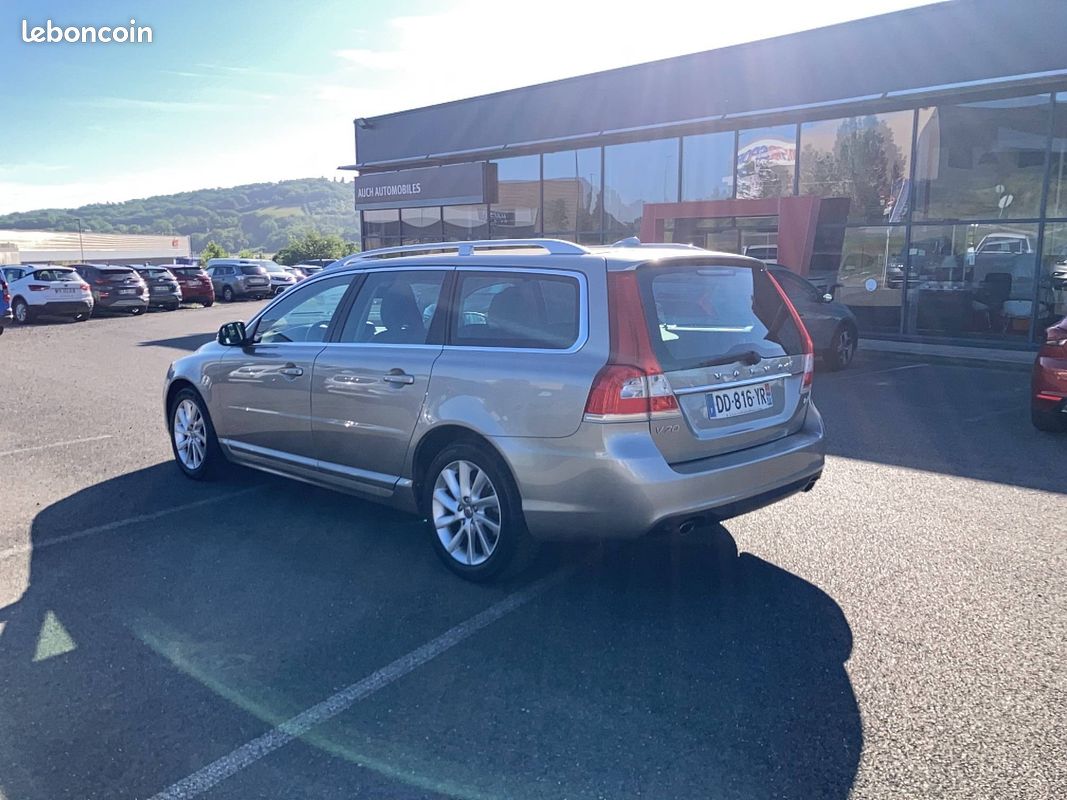 VOLVO V70 D4 181 ch Stop&Start Momentum Geartronic A (image 7)
