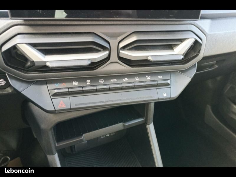 Dacia Duster 1.6 hybrid 140ch Journey (image 23)