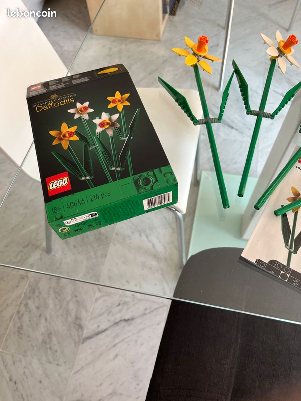 Lego botanical collection daffodils (image 3)