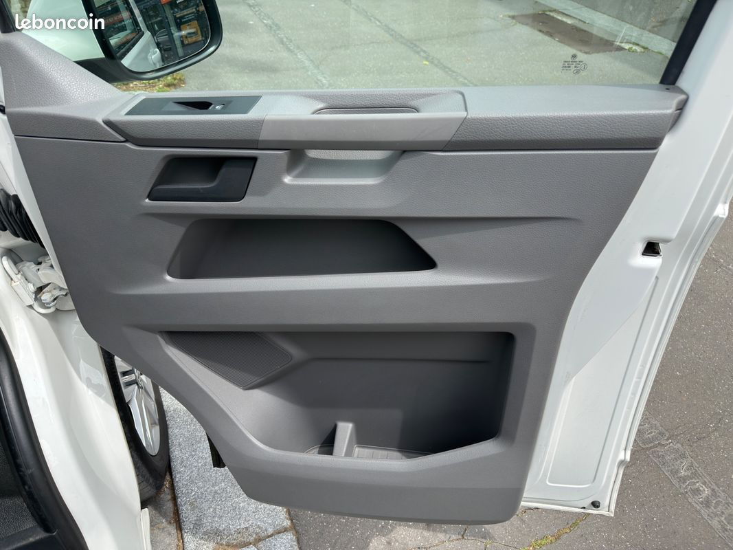 VOLKSWAGEN TRANSPORTER T6 STYLEVAN 2.0 TDI 150 L1H1 AMENAGE BUSINESS LINE DSG BVa (image 28)