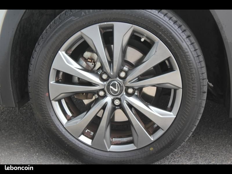 Lexus UX 250h F SPORT Design 2WD (image 9)