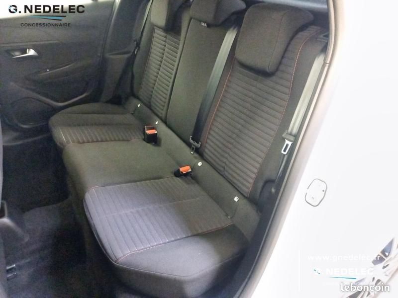 Peugeot 208 1.2 PureTech 75ch S&S STYLE (image 10)