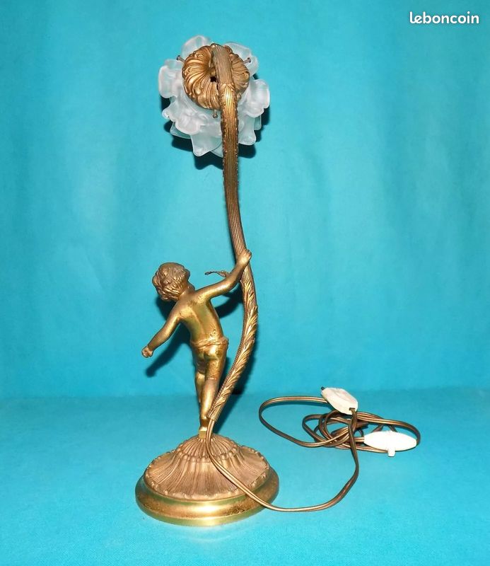 Lampe ancienne en laiton avec verre tulipe et ange hauteur 45 cm poids 2,4 kg (image 4)