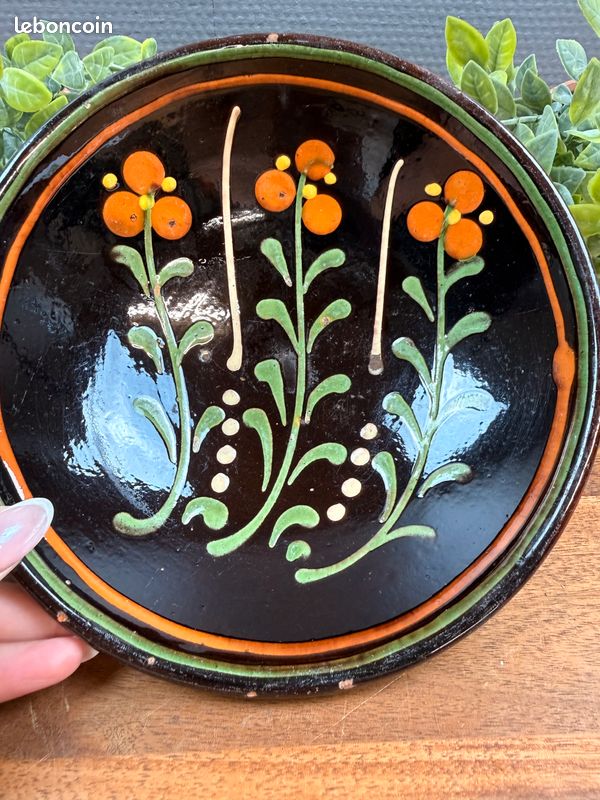 Ancien Bol en Poterie Vernissée – Décor Floral – Terre Cuite (image 3)
