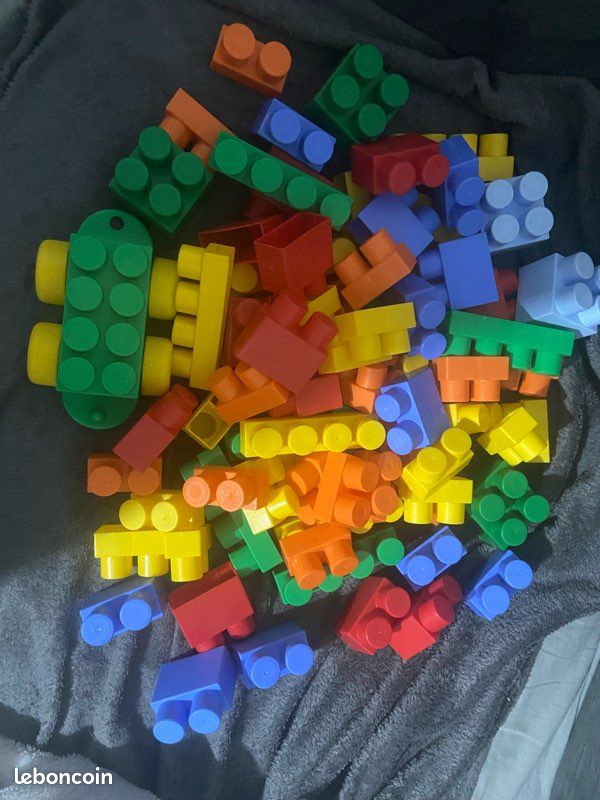 Lot de jouets enfants (image 3)
