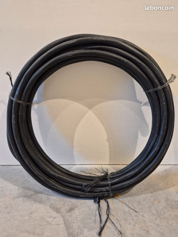 20 mètres Cable cuivre 3x25 mm2 (image 1)