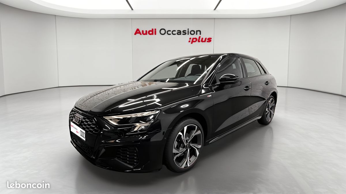 AUDI A3 Sportback 35 TDI 150 S tronic 7 S Line (image 1)