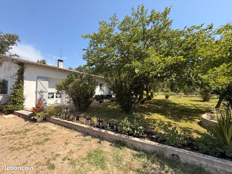 Maison 4 pièces 100 m² · à La Ville-Dieu-du-Temple · 100 m² · 1 000 €/mois