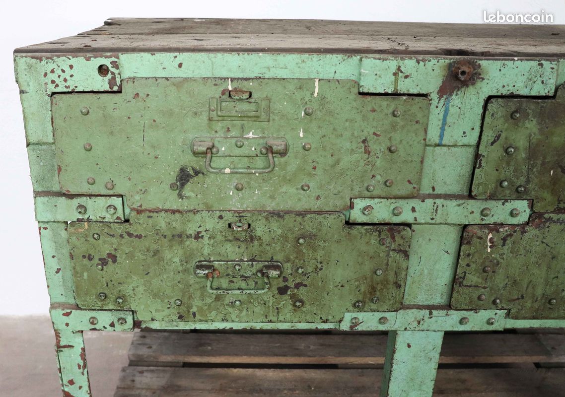 Ancien etabli riveté 301X60cm H80cm avec plateau bois - 3063 (image 4)